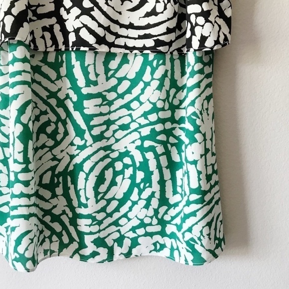 CAbi Hobnob Two Tier Cami Black and Green - Picture 5 of 5